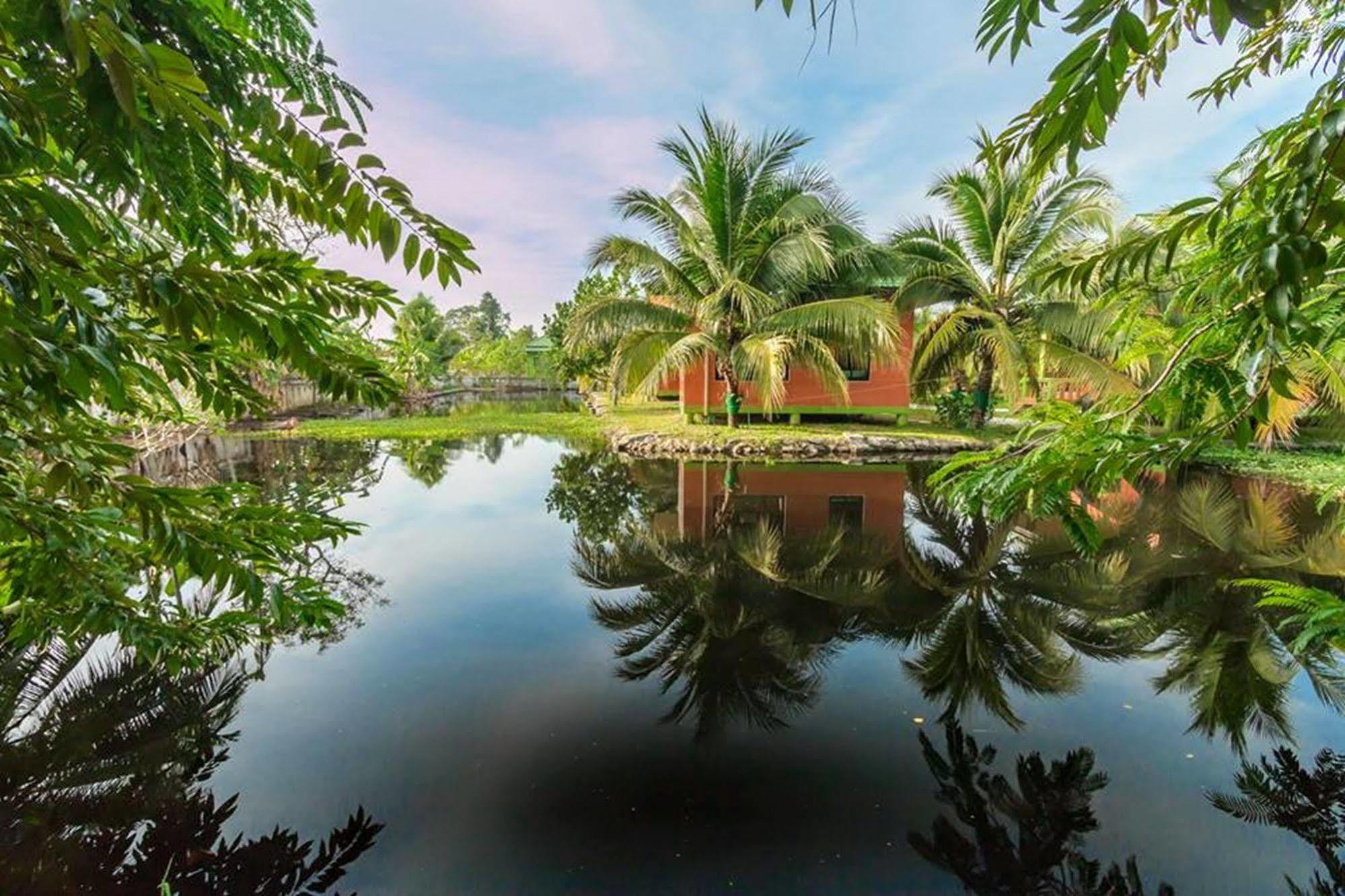 Coconut Resort Rayong Exterior photo